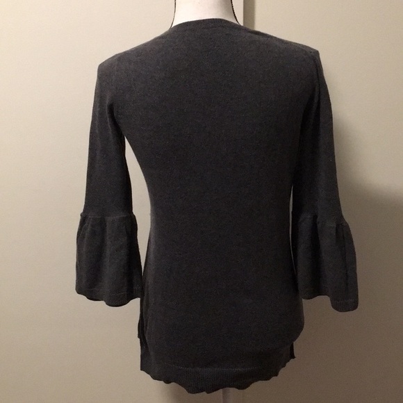 Gap grey cashmere blend bell sleeve v-neck sweater - Picture 4 of 5